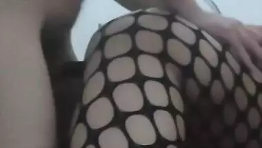 حبيب يعاقبني بسبب اني بكلم شباب سعوديين