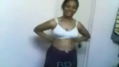 Naughty Amateur Girlfriend Strips And Exposes Naked Hot Body