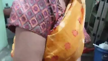 Yellow saree maid lifting her dress for boss full anal entry