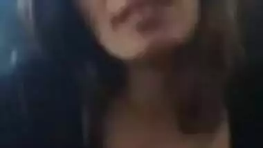 Sri Lankan Muslim Wife Sucking my huge cock...