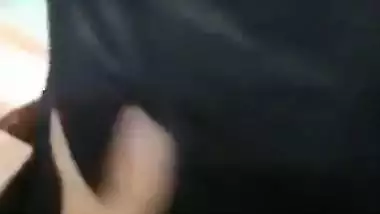 Pakistani sex lady boobs show to shopkeeper MMS