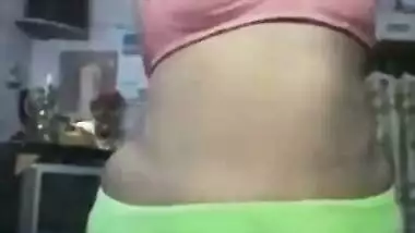 Indian BBW has a very sexy body even though she is pretty fat