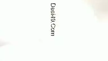 Desi village aunty nude recorded in jungle