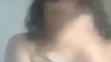 Desi Shy Girl Showing For Lover