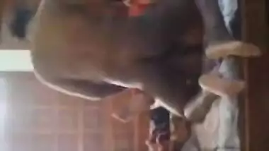 Unsatisfied XXX Indian man fucks his wife on MMS