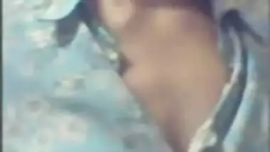 Sexy girl enjoying fun on yahoo.