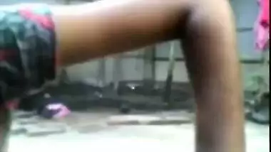 Young Indian married couple fucking outdoor in...