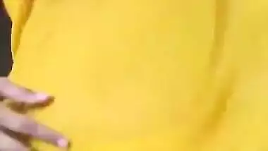 Sexy Hot Desi Wife Shows Her Body for Boy Friend