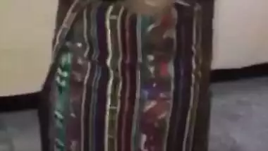 Sexy Desi housewife takes national costume down baring XXX body