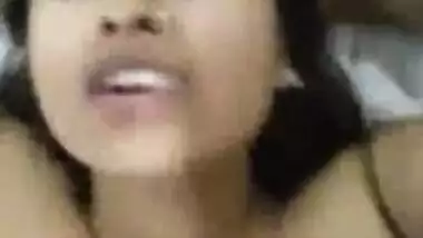 Desi slutty girl sex with her lover in her house