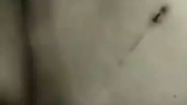 Young guy fucks his GF’s tight pussy in Tamil sex video