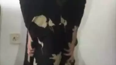 Kandy High School IT teacher රට ඉන්න හස්බන්ට යවපු එකක් leak