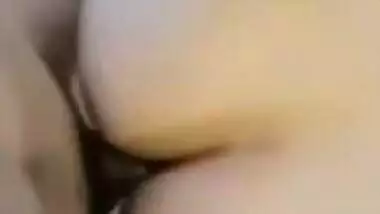 کون دادن داف ایرانی ، داف اسمی اینستا قمبل کرده و منتظر کیره پسره هم نامردی نمیکنه کونشو پاره میکنه