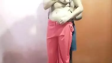 Fast Anal Sex In Dogyy Style With Indian Bhabhi Very Pain Fully