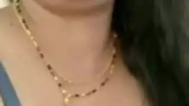 Indian BBW gets good money to make her XXX girls hang on camera