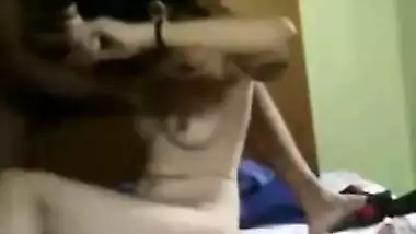 වත්තල මොන්ඩිසෝරි ටීචර් ගෙන්නගෙන පොරි හැලෙන්න පාර දෙන හැටි