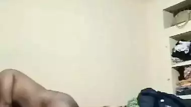 Husband and wife fucking at home in viral hardcore MMS