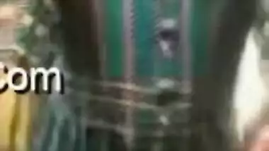 Swanky Indian needs no panties to perform a dance on the webcam